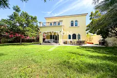 Huge Plot 3 Bedroom | Large Layout | Prime Area