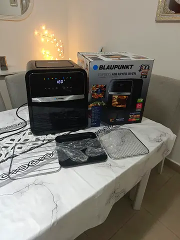 Blaupunkt Express Air Fryer Oven 12L Digital Air Fryer with Viewing Window