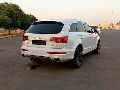 2015 AUDI Q7 — миниатюра 8