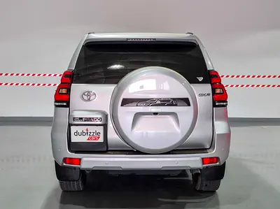 2023 Toyota PRADO photo 7