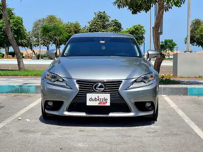 2016 Lexus IS-SERIES — фото 2