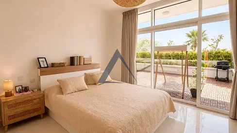 EXTENDED OUTDOOR TERRACE| FURNISHED | VACANT
