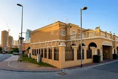 FAMILY VILLA | PRIVATE GARDEN | VACANT NOW