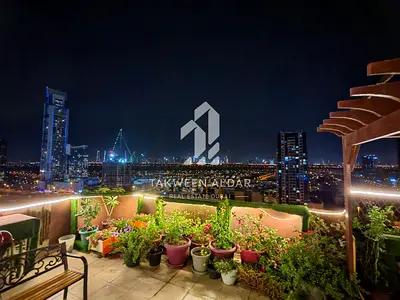 Spacious Layout | Furnished | Community View