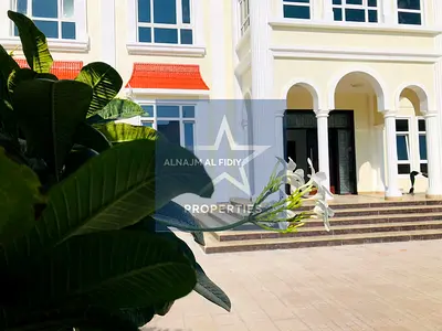 Magnificent beauty I Elegant and massive 8BR all ensuite I Best price