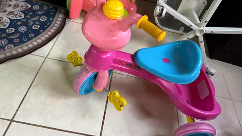 Kids tricycle