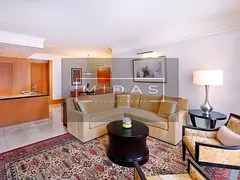 Prime Location I Luxury I Stylish I Near Mall