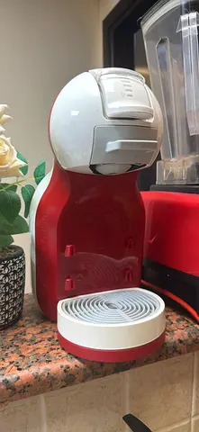 Compact single-serve coffee pod machine - red/white, gently used