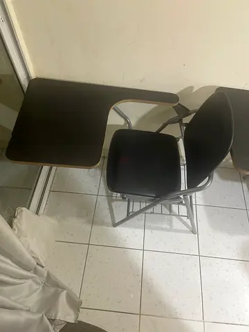 Foldable Chair with Table