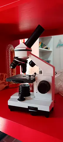 Hutact microscope