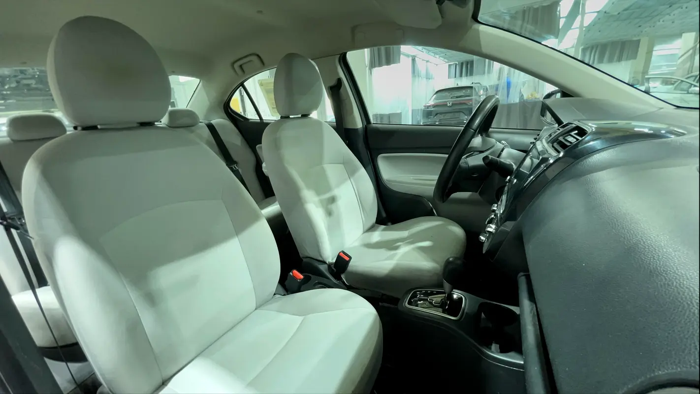 Mitsubishi Attrage 2023