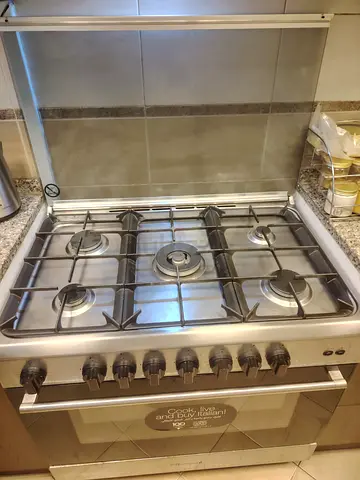 Italian Freestanding 5-Burner Gas Cooker and Oven