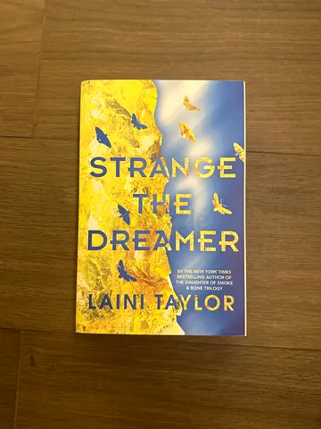 Strange The Dreamer by Laini Taylor