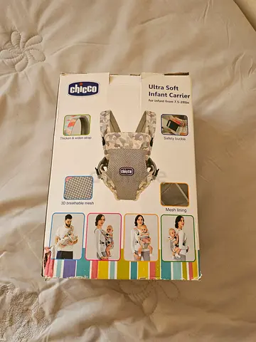 Chicco Ultra Soft Infant Carrier - Beige/Camo (with box)