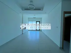 Closed Kitchen | Ready to Move | Prime Location