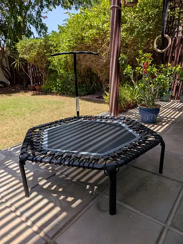 ACON Fit 55 Hexagon Rebounder with Handlebar - Excellent Condition