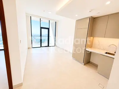 Brand New 1BR | Kitchen Appliances Included | Vacant