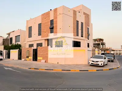 Luxury villa for sale with a large built-up area, opposite the mosque and close to schools and services. Ready for immediate occupancy.