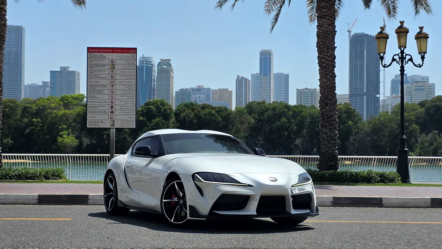 Toyota Supra 2021 — photo 1 of 15