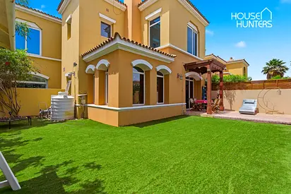 Exclusive | Single Row, Green Belt view | Internal