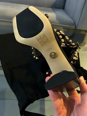 Real leather heels, brand new