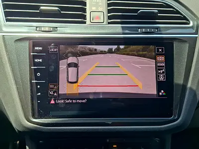 2023 Volkswagen TIGUAN thumbnail 17