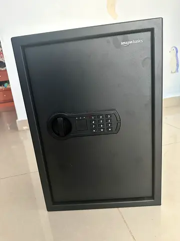 AmazonBasics Electronic Safe - Medium Size, Good Condition