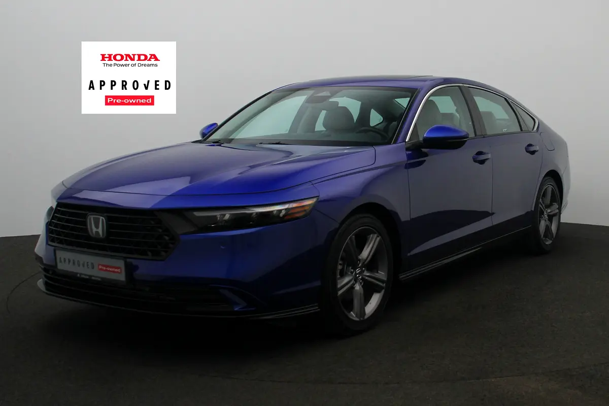 Honda Accord 2023 — photo 1 of 9