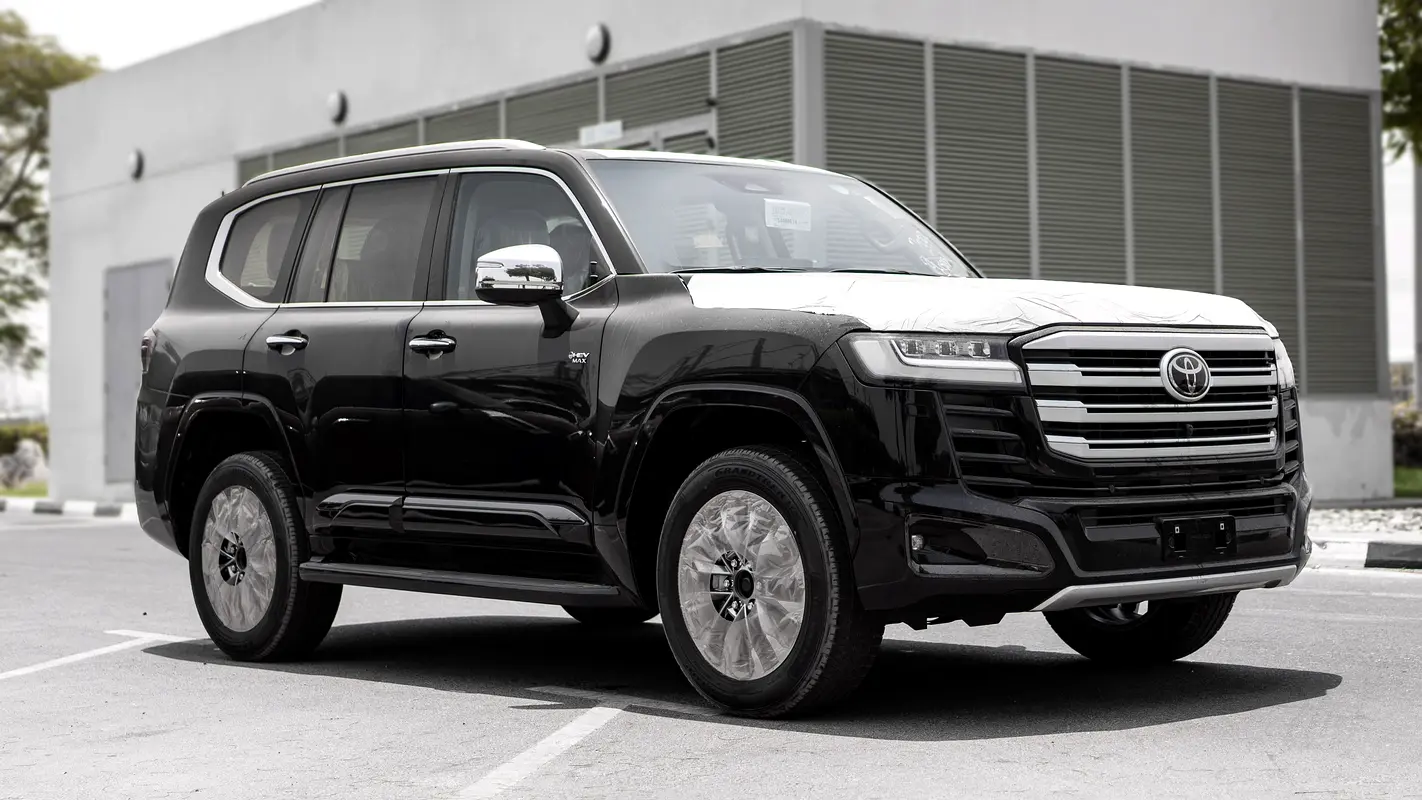 Toyota Land Cruiser 2026 — photo 1 of 20