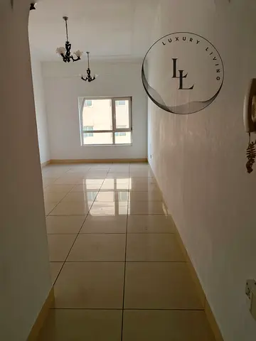 Lavish and luxury 1bhk in just 35k in majaz 3 near safia park.