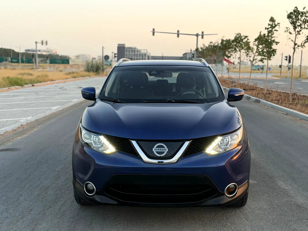 Nissan Rogue 2019 — photo 1 of 15