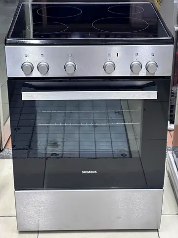 Siemens 60 cm electric cooker for sale