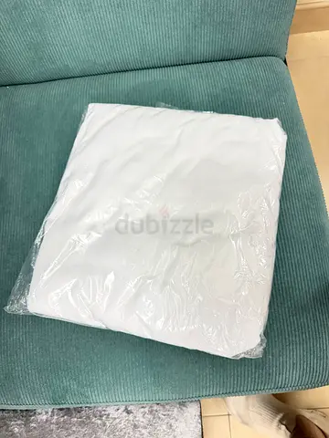 Size 160 fitted white bedsheets