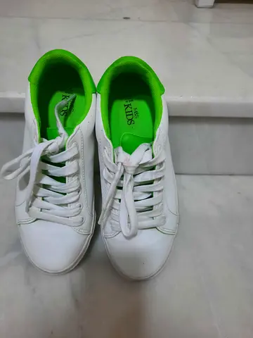 Kids white sport shoes white 37eur 4uk