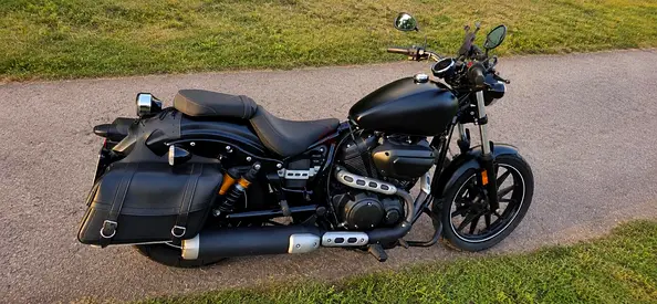 Yamaha Bolt R