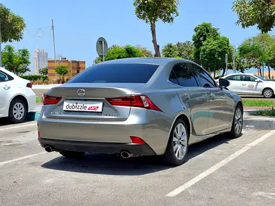 2016 Lexus IS-SERIES — фото 6