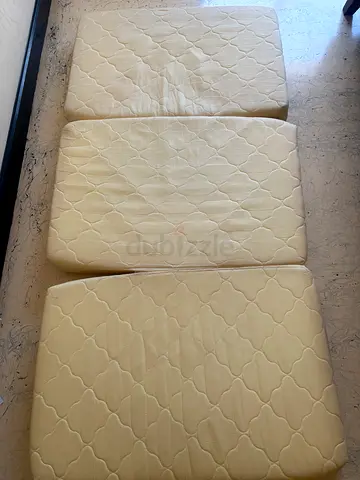 Single mattress with soft cushion