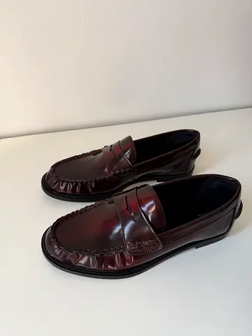 Zara Burgundy Loafers
