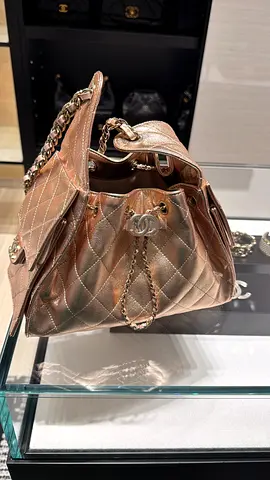 Chanel 25 Small Bag in Rose gold, used one time