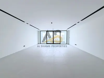 High Floor / 3BR With Sea View / 1 Cheques Payment