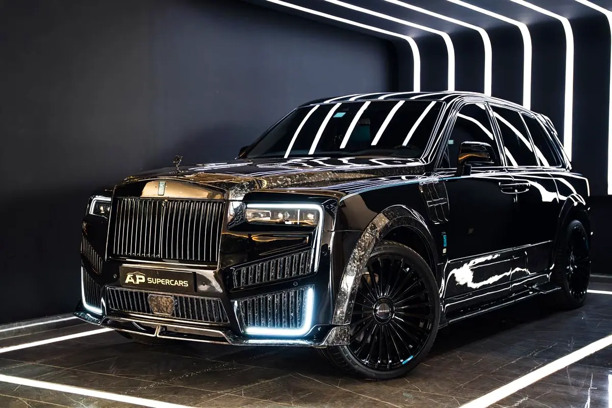Rolls-Royce Cullinan 2022 — photo 1 of 18