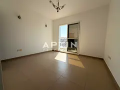 Well-Maintained 2 Bedroom Apartment | Closed Kitchen | DSO