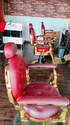 Vintage-style Barber Chairs and barber full furnitures
