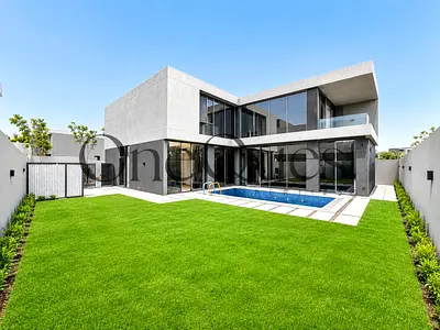 HOT DEAL - Luxury 4 Bedroom Villa with Pool