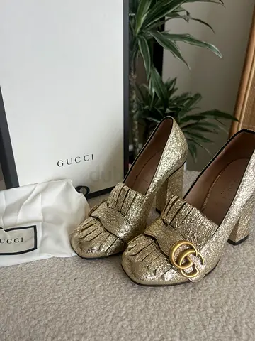Gold Gucci Marmont - size 34 (preowned)
