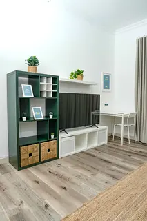 PREMIUM PRIVATE ROOM | ATTACHED WASHROOM | CLOSE TO INSURANCE METRO | ALL INCLUSIVE RENT WITH HOUSE