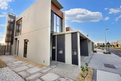 Corner Unit | Single Row | 4BR+Maid+Study