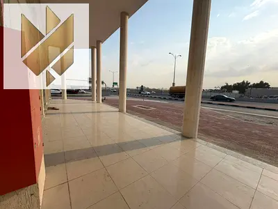 للايجار محلات على الشارع الرئيسى - اول ساكن