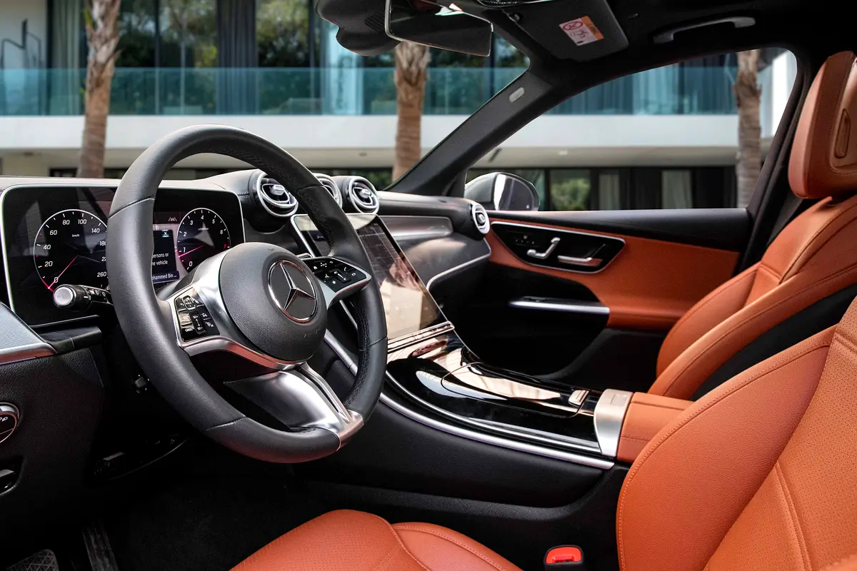 Mercedes-Benz GLC-Class 2025