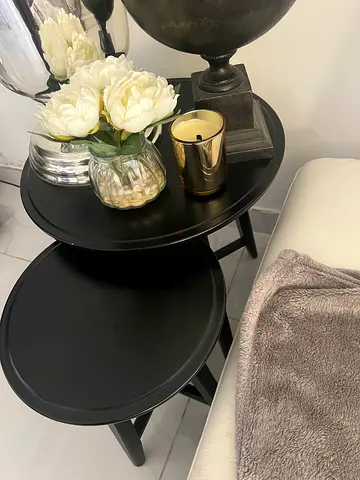 Sleek Black Round Nesting Side Tables